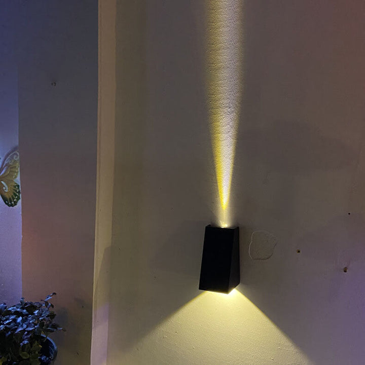 Solar Simple Trapezoid Utendørs Vanntett LED Vegglampe | Skanto