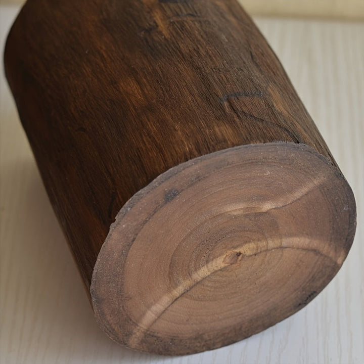 Handgefertigter Stiftehalter aus Holz – Einzigartige und natürliche Optik