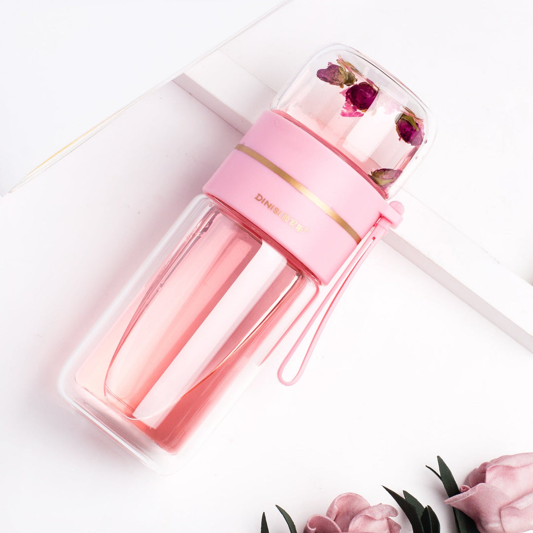 Skanto teinfuser i krystallklart glass