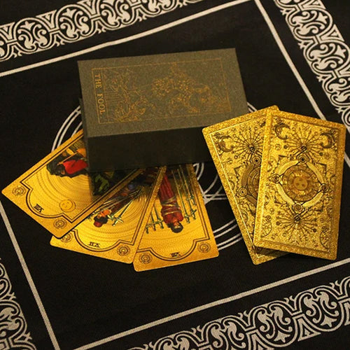 Skanto | Utforsk den mystiske verden av tarot Gullfarget tarot