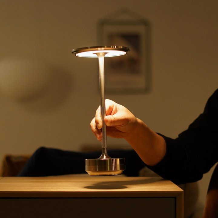 Skanto | Trådløs lampe - Dimmbar & Oppladbar skrivebordslys