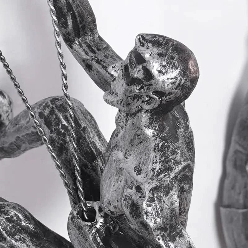 Skanto | Klatrende Mann Vegg Skulptur Sett – Moderne Harpiks Kunst