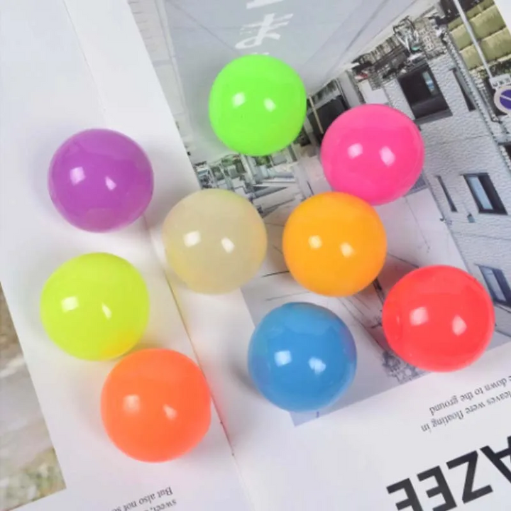 Decompression Glowing Wall Sticking Ball (4 PACK) Skanto