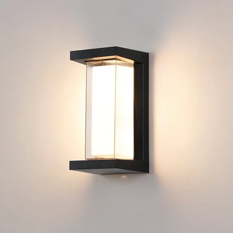 Moderne utendørs vegglampe for hage og terrasse | Skanto