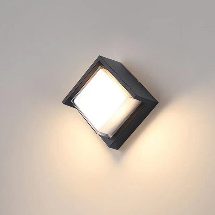 Moderne utendørs vegglampe for hage og terrasse | Skanto