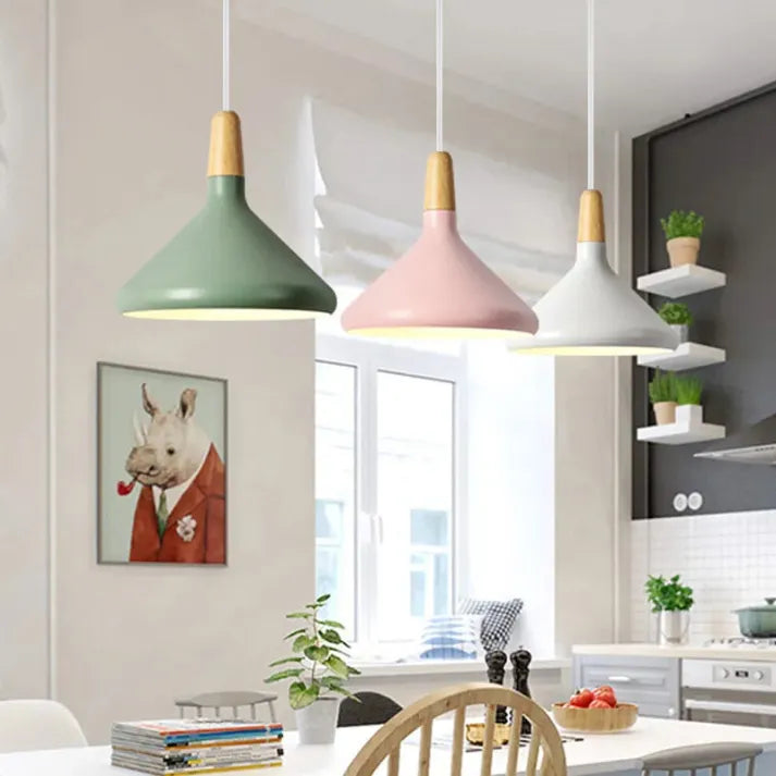 Skanto | Moderne eleganse i form av en stilig konisk pendellampe