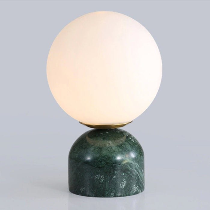 Marmor Orb Bordlampe | Skanto