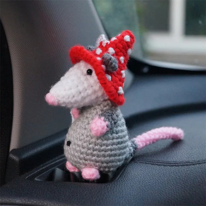 Skanto | Possum Auto Charm