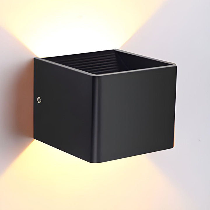Skanto | Laurion – Moderne Kube Vegglampe | LED Ambientelys for Stue & Soverom