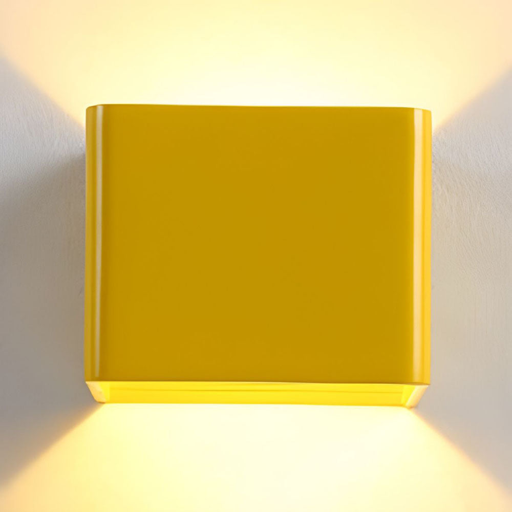 Skanto | Laurion – Moderne Kube Vegglampe | LED Ambientelys for Stue & Soverom