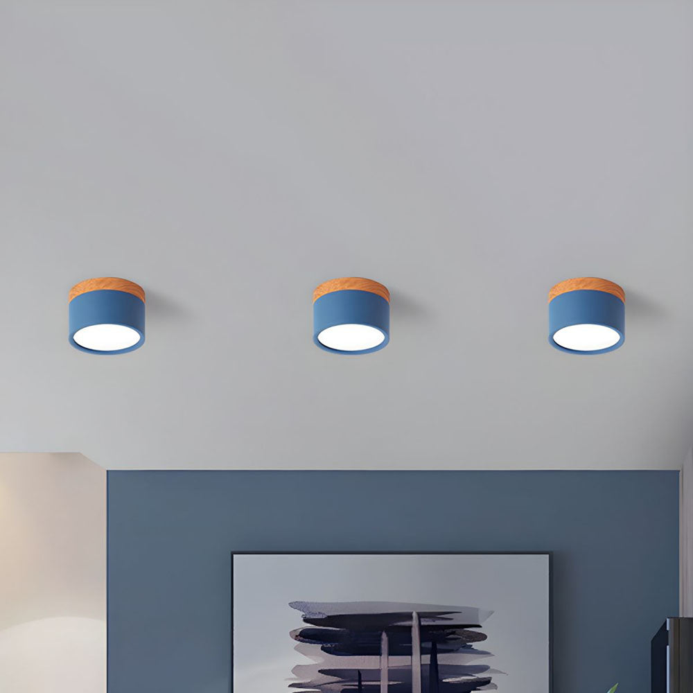 Skanto | Taklampe med rosa flush trefinish