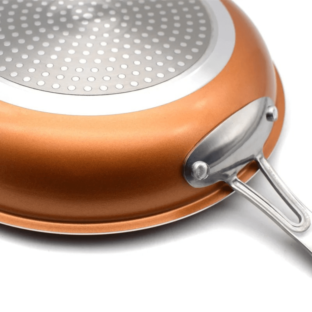 Skanto | Profesjonell kobberpanne med non-stick belegg og perfekt varmefordeling