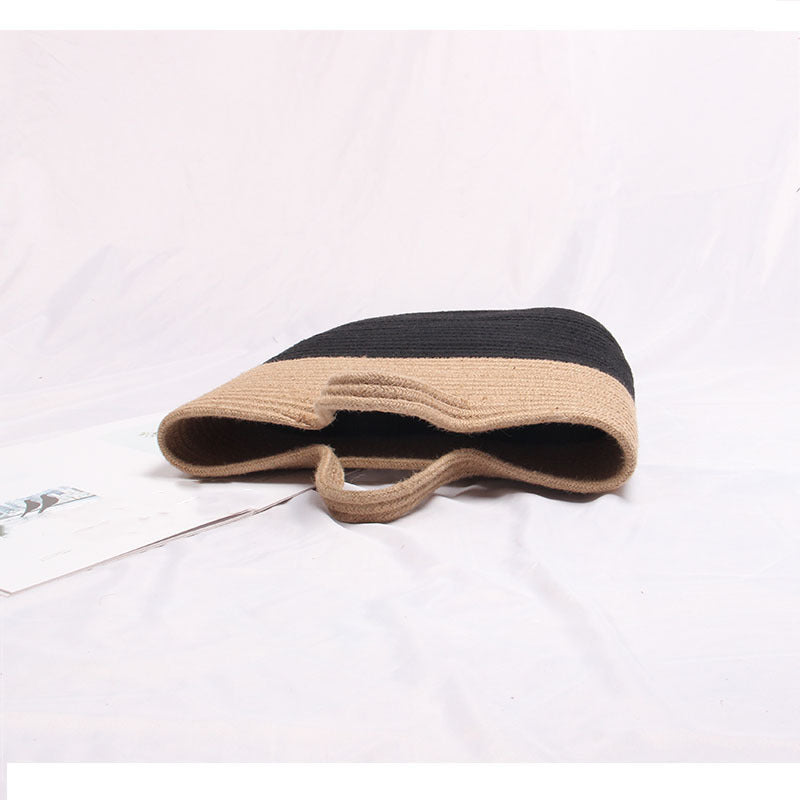 Spacious and stylish straw bag Skanto