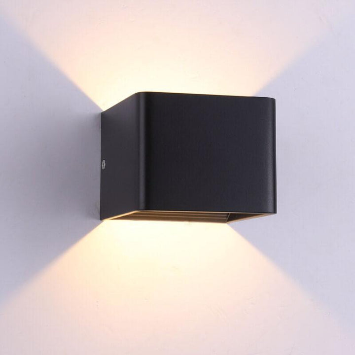Moderne LED Mini Firkantet Vegglampe | Aluminium | Multifunksjonell Belysning for Stue & Soverom | Skanto