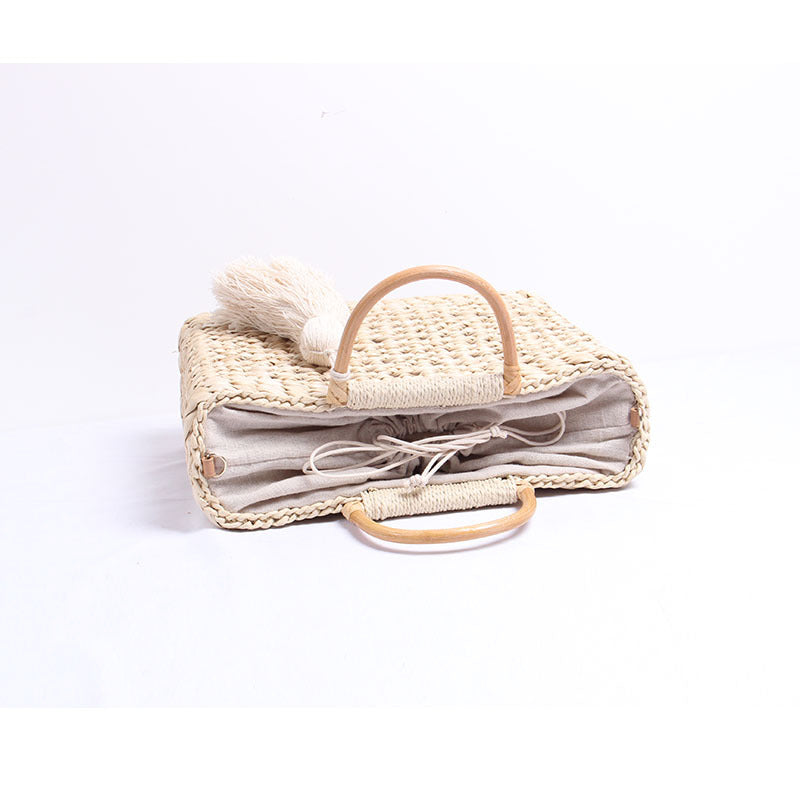 Handmade Raffia Crossbody Bag with Decorative Tassel Pendant Skanto