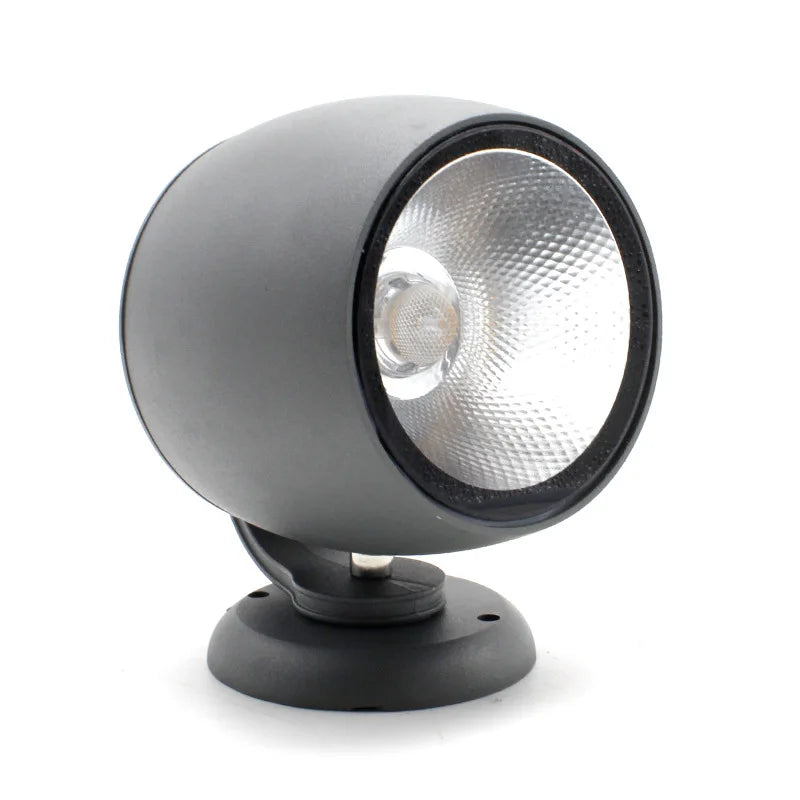 Effektiv LED hage lampe for stilfull utendørs belysning | Skanto
