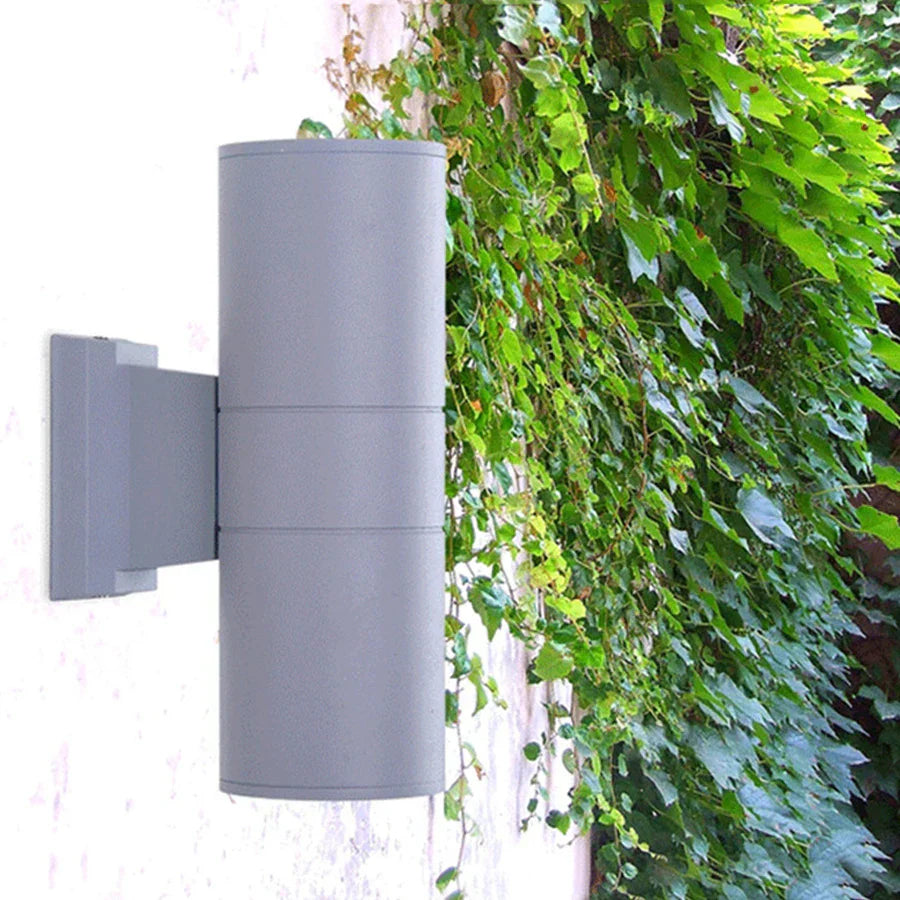 Aluminiums utendørs vegglampe med LED - Moderne belysning for hage og terrasse | Skanto