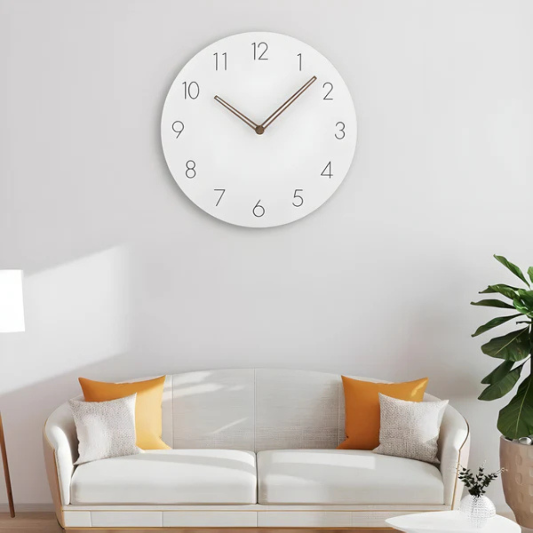 Skanto | Treveggklokke med minimalistisk stil og eleganse