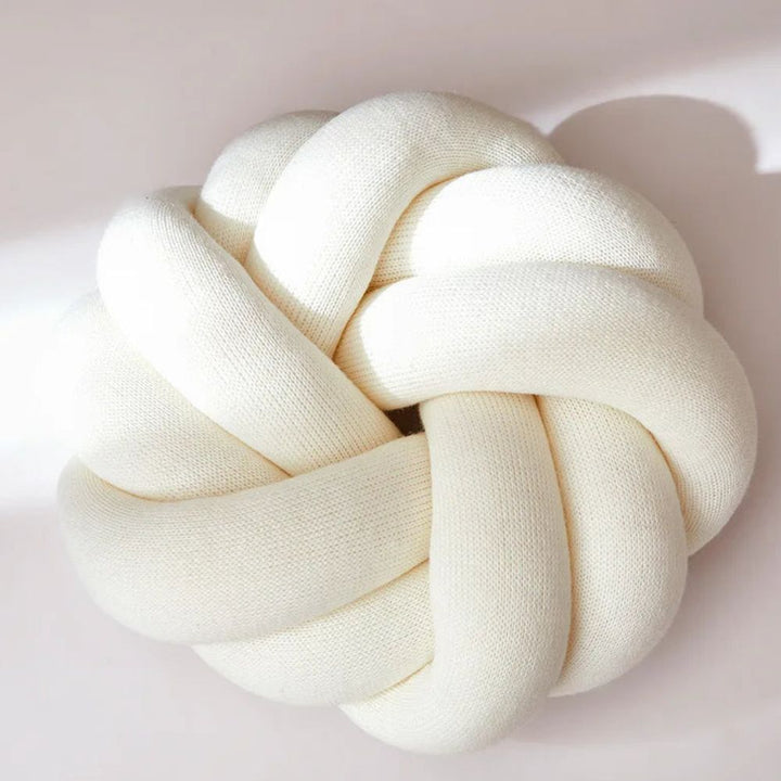 Skanto | Puffy Pretzel Cushion