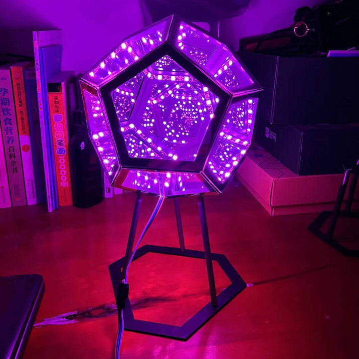 Skanto | Infinity Dodecahedron LED Nattlys Kunst Bordlampe