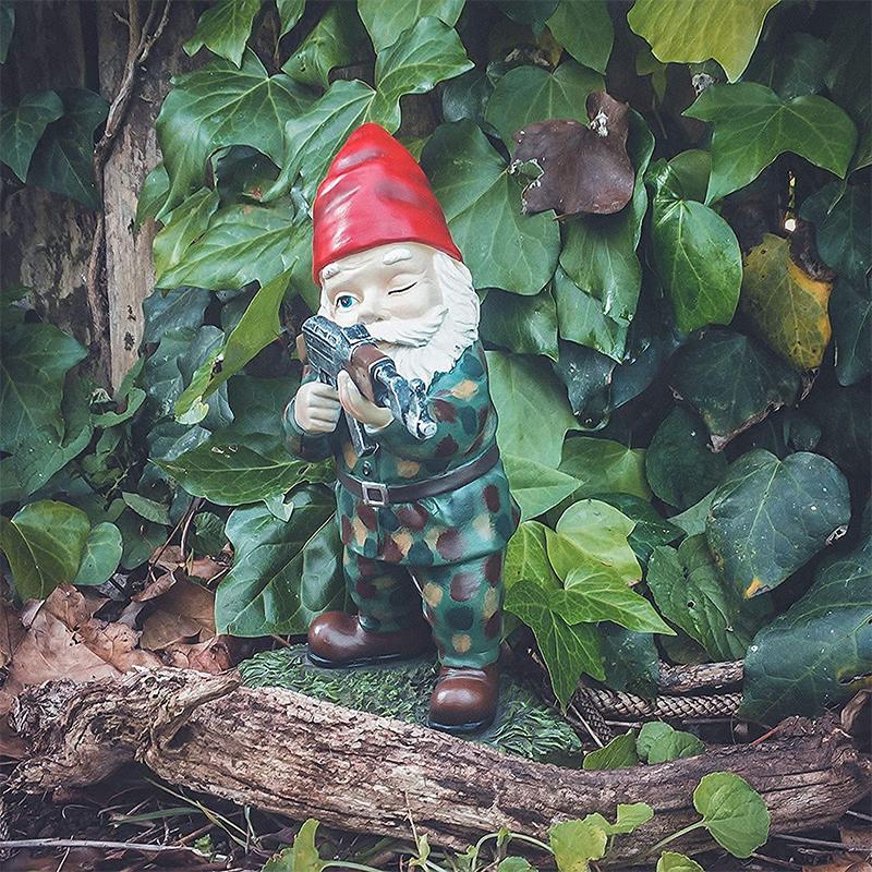 Skanto | Militær Hagegnome med Kamuflasjeuniform