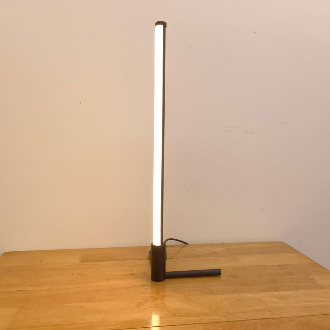 Skanto | Luminix Bar LED Bordlampe | Minimalistisk Design | Nattlampe & Ambiente Belysning | Moderne & Dekorativ