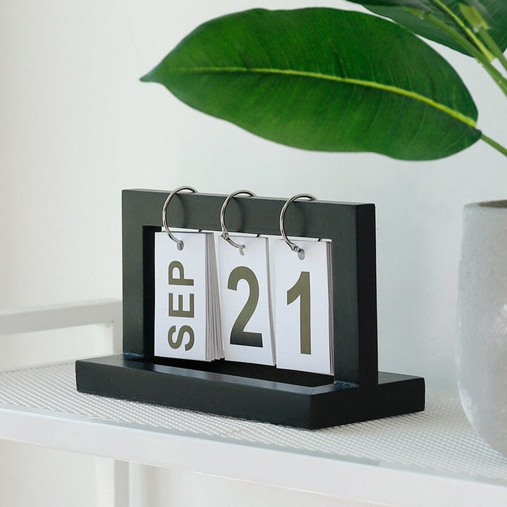 Dutch Teak Wood Skrivebordskalender | Skanto