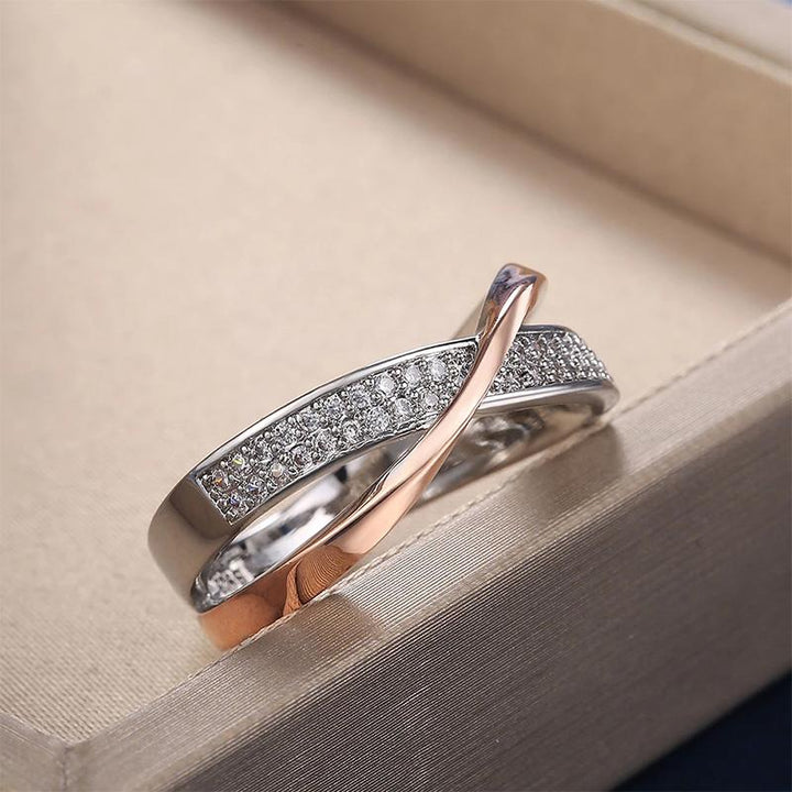 Skanto | X Form Krysset Ring for Kvinner