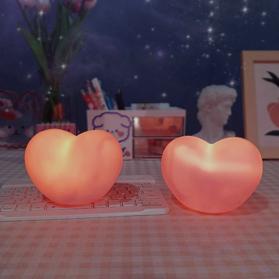 Skanto | LuvSphere Silikon LED Nattlys | Hjerteformet Design | Bordlampe | Varm Stemningslys | Dekorativ