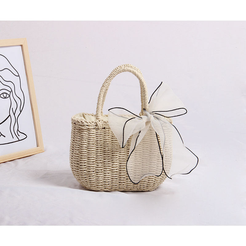 Handmade Rattan Bag with Refined Details Skanto
