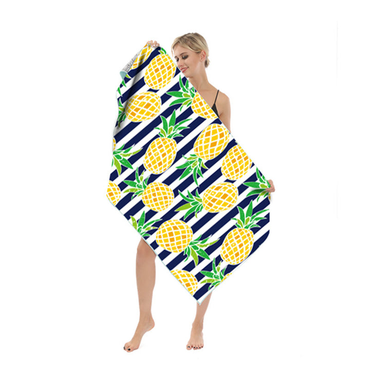 Multifunksjonelt strandhåndkle i kreativt mandala-design Skanto