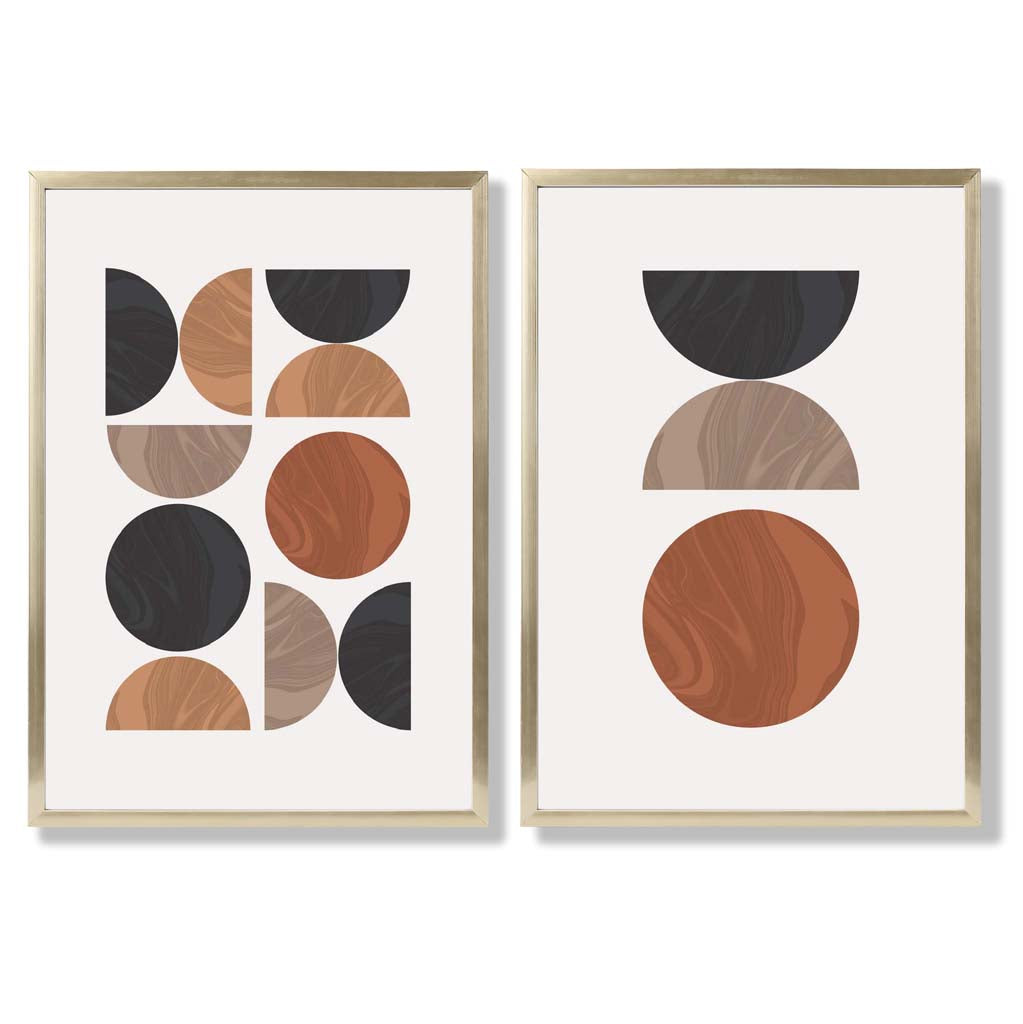 Sett med innrammede kunsttrykk i geometrisk mid-century-stil i svart og oransje (sett med 2)