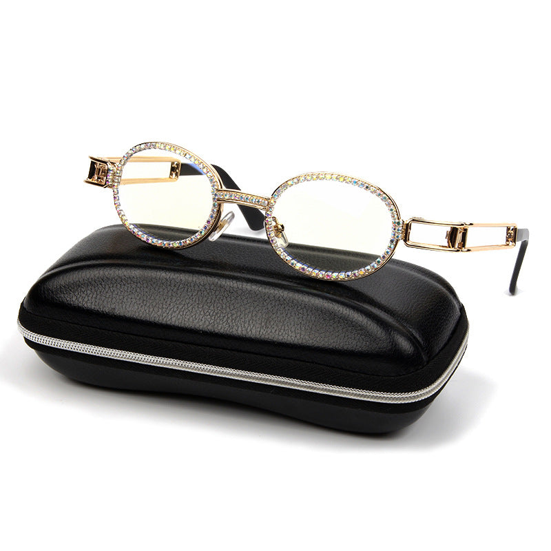 Dame feminin Designer-solbrille med ekstravagant ramme Skanto
