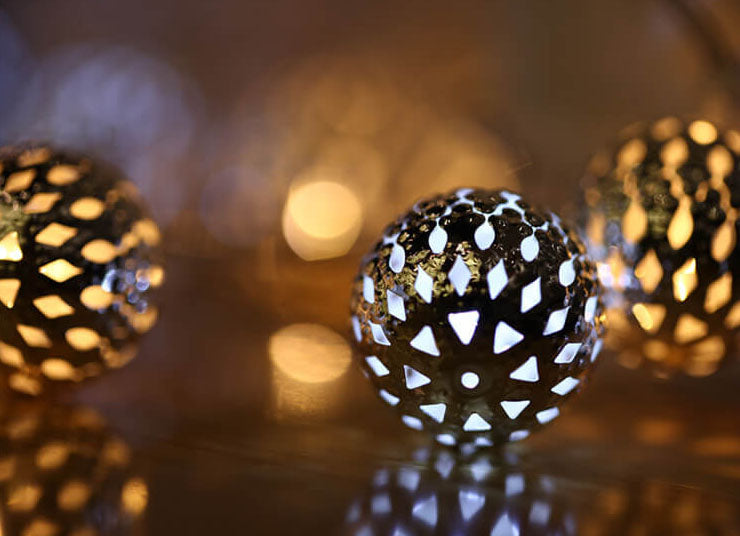 Norvo | Solcelle Lyskilder Marokkansk Ball Fargerik LED Julebelysning Jern Kuler Dekorasjon Utendørs Lyskilder