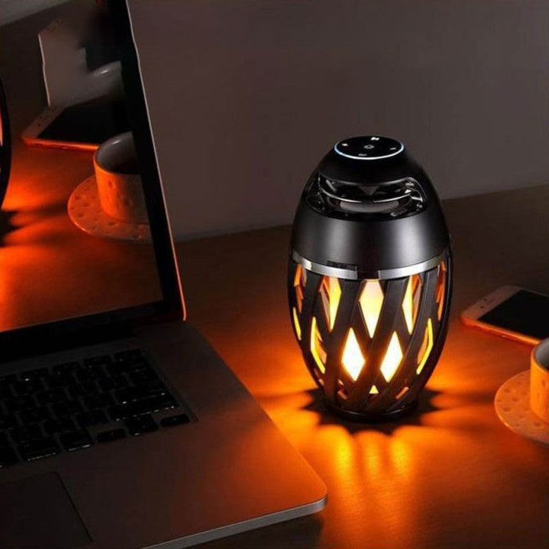 Skanto | Oppladbar LED Flamme Lampe Bluetooth Høyttaler, Beste Gave til Nyttår, Valentine's Day, Bryllup og Mer