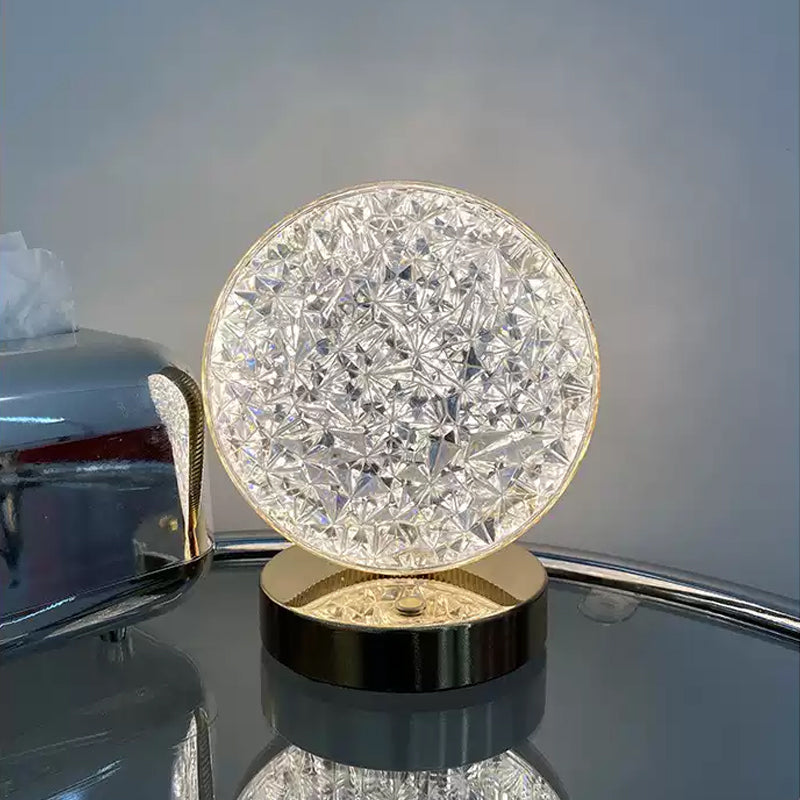 Star Moon Metal Table Lamp | Skanto