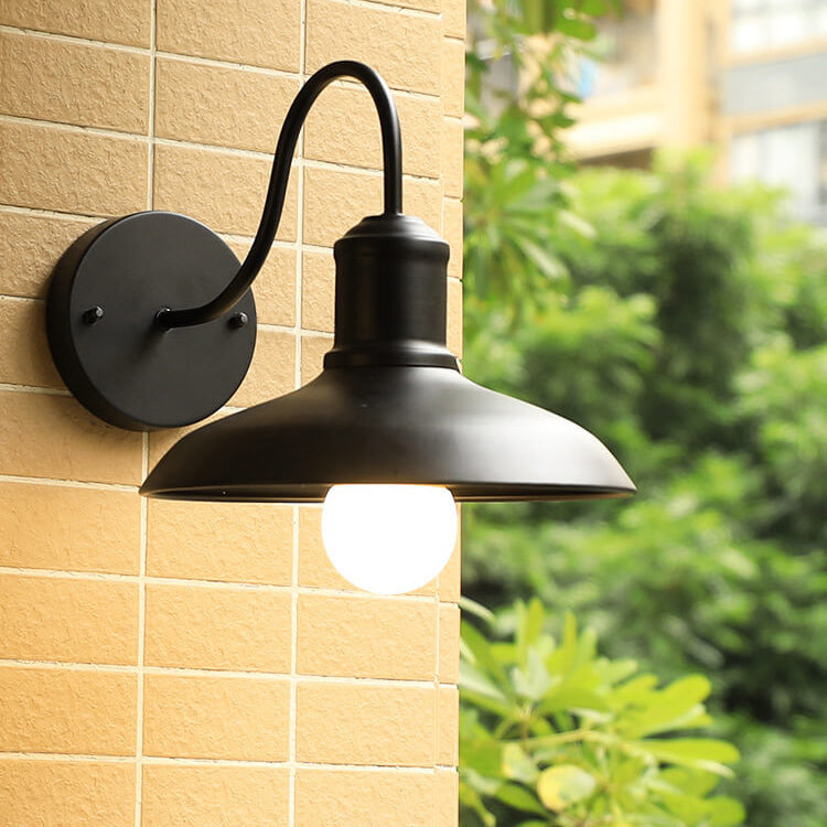 Retro Loft Dome Jern Utendørs Vanntett 1-Lyskilde Buet Arm Vegglampe | Skanto