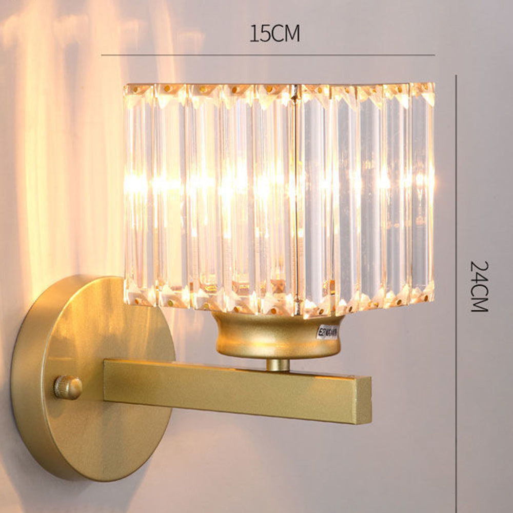 Skanto | Krystallglass Vegglampe med Moderne Arm Design