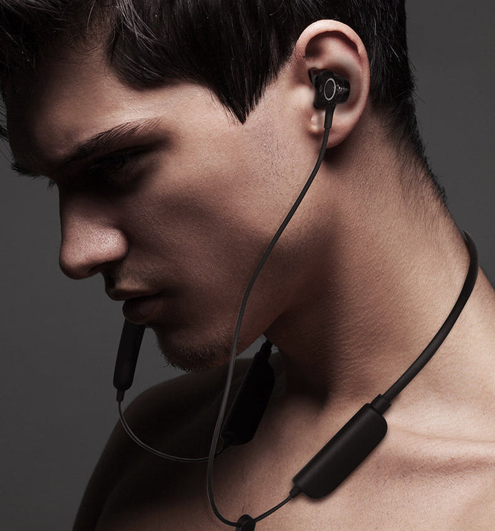 Skanto | HiFi Bluetooth In-ear Sports Hodetelefon, Med Seks Enheter & Tre Spoler