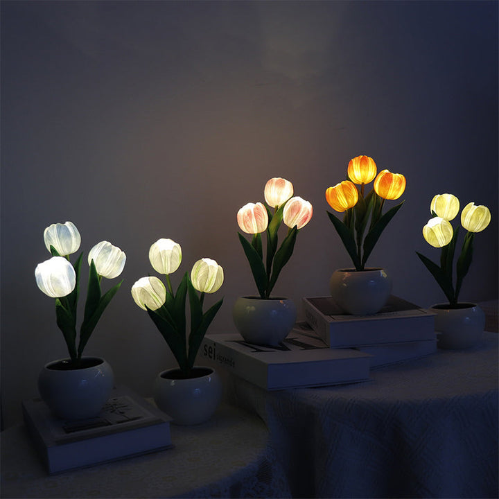 Skanto | LED Tulipan Nattbordlampe Blomster Bordlampe