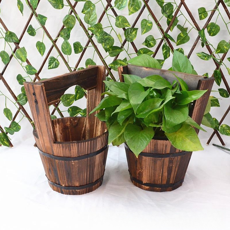 Klassiske hageblomsterpotter med trelook Skanto