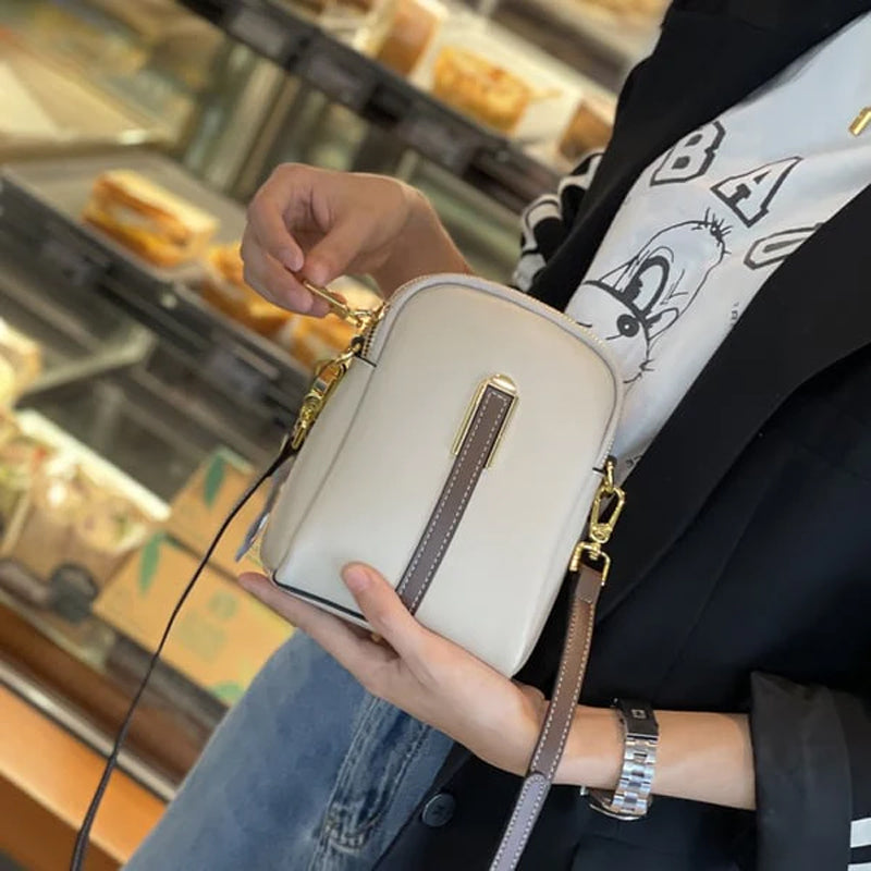 Skanto | Lettvekt mini crossbody bag for mobiltelefonen