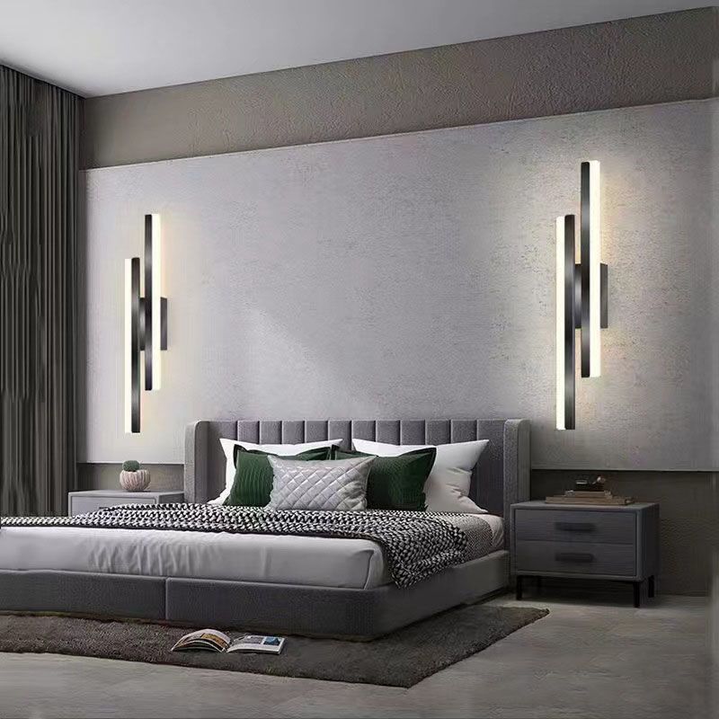Skanto | Alana Moderne LED Veggbelysning - Elegant Svart/Gold Veggbelysning for Stue og Soverom