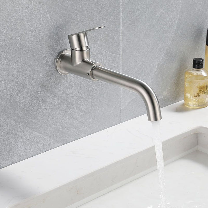 Moderne veggmontert ettgreps blandebatteri til badet