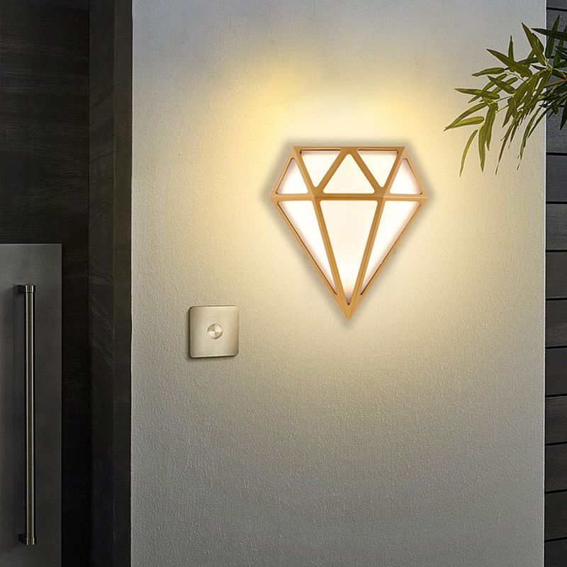 Norvo | Energisparende lys som vil belyse hagen din i mange år