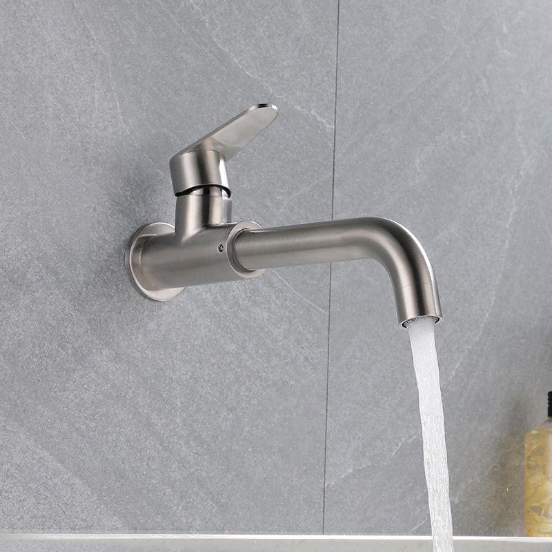 Moderne veggmontert ettgreps blandebatteri til badet