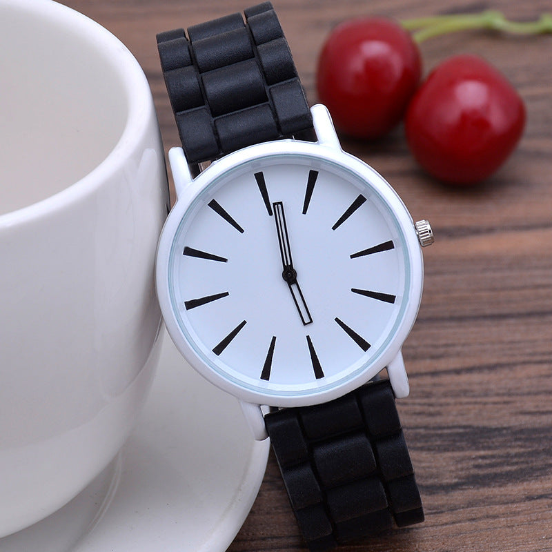 Skanto | Klassisk ultratynn silikone dame armbåndsur