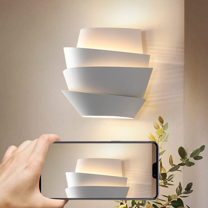 Skanto | Moderne jernvegglampe med dobbelt lys
