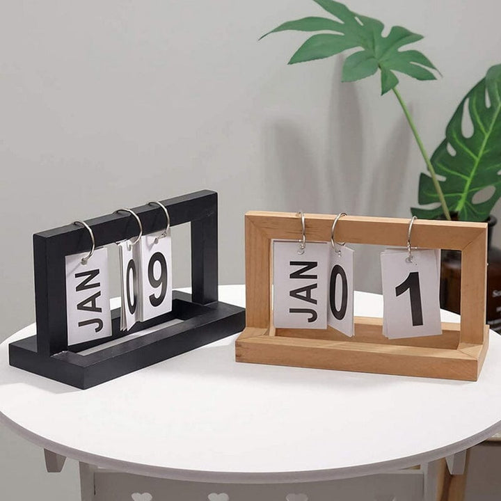 Dutch Teak Wood Skrivebordskalender | Skanto