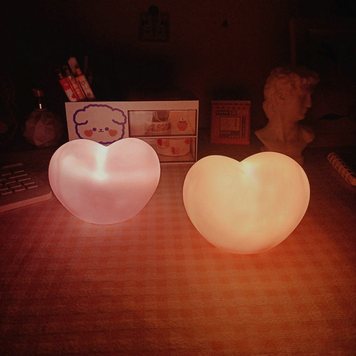 Skanto | LuvSphere Silikon LED Nattlys | Hjerteformet Design | Bordlampe | Varm Stemningslys | Dekorativ